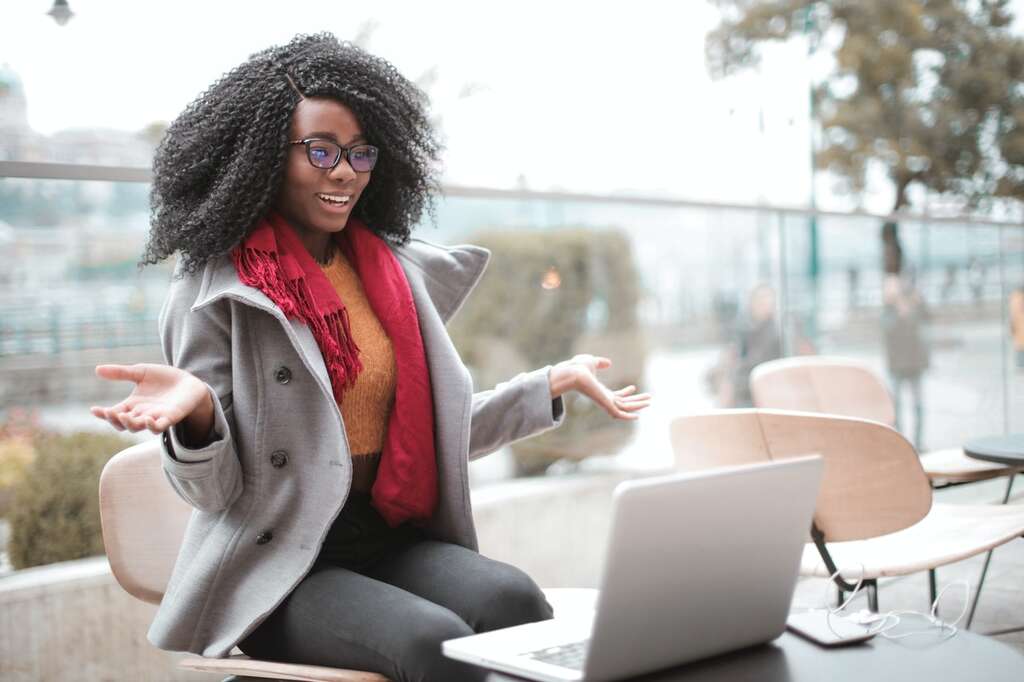 woman working on laptop