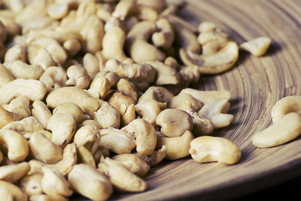 cashews 