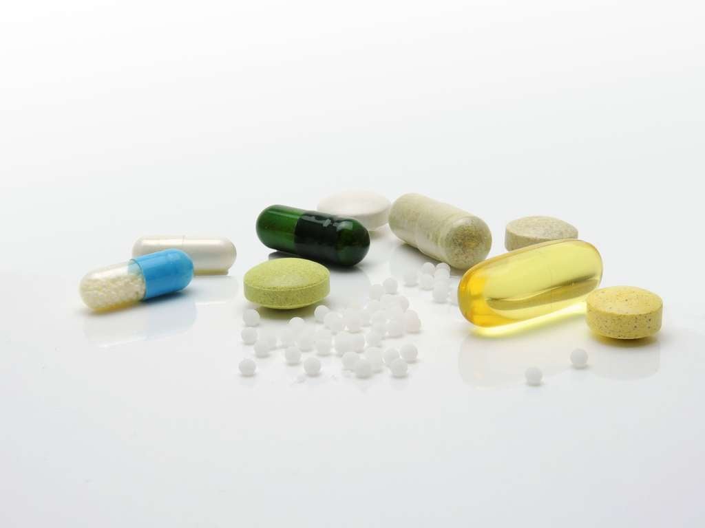 A set of pills and tablets that may cause false-positives