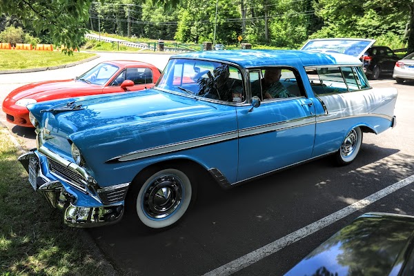 Representative image for Brookfield, Connecticut
