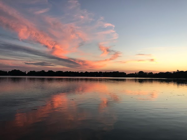 Representative image for Third Lake, Illinois