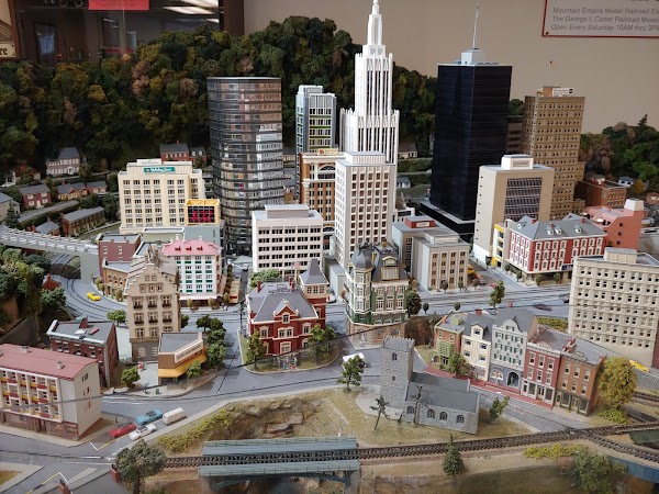 Representative image for Hendersonville, North Carolina